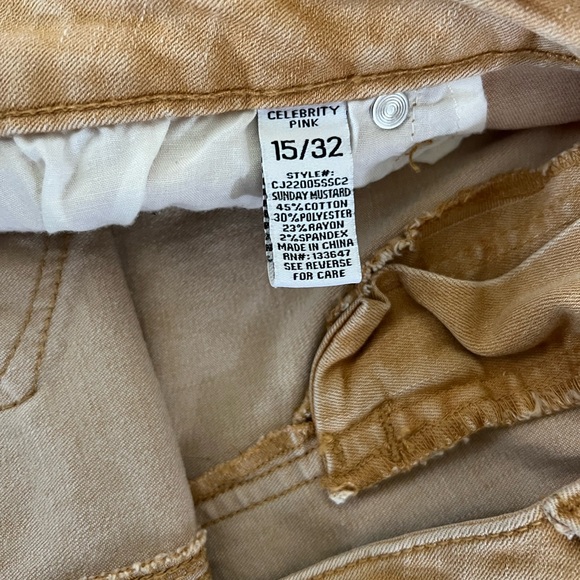 Celebrity Pink Jean - Picture 6 of 7